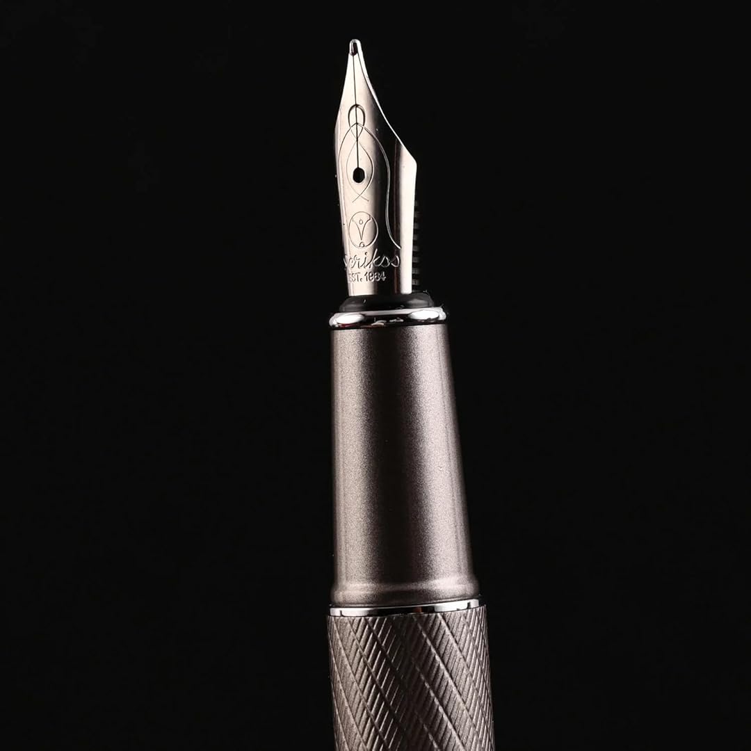 Scrikss | Noble 35 | Fountain Ink Pen | Medium Nib | Matte Titanium